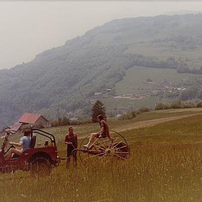 On faisait les foins pour la st jean st pancrasse 1984